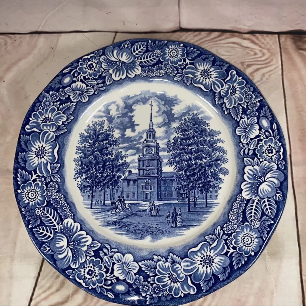LIBERTY BLUE Dinner Plates Independence Hall Staffordshire England